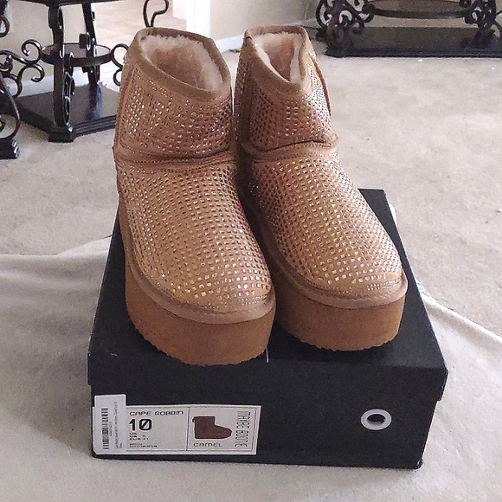 CAPE ROBBIN PLATFORM STUDDED BOOTIE - Picture 3 of 14